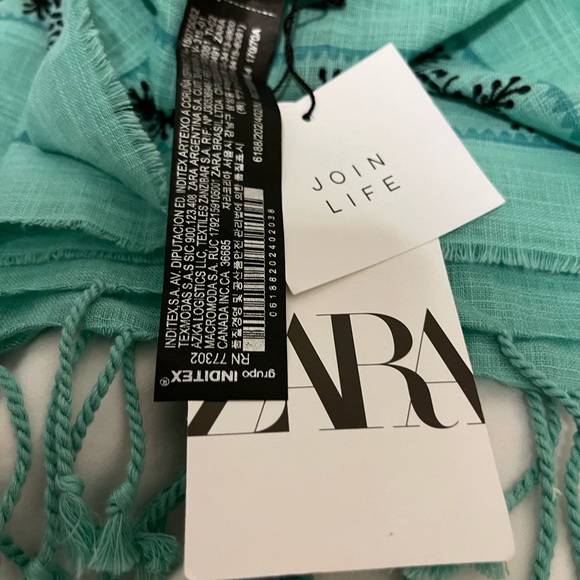 Zara,scarf size M brand new with tag - Picture 2 of 5